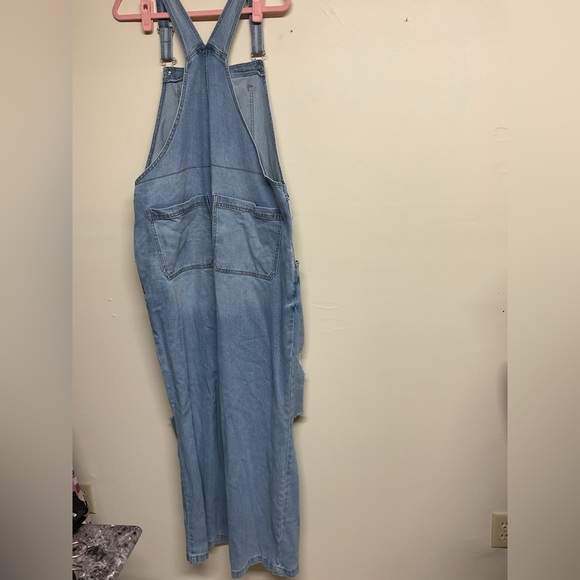 No Boundaries Light Blue Denim Overalls - Picture 3 of 3